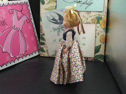 10 half doll print 50s side a